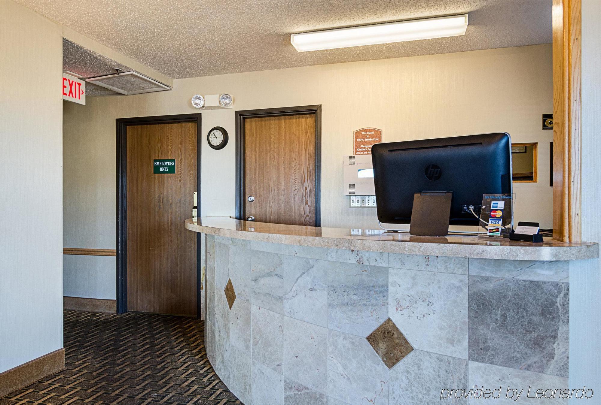 Quality Inn Hays I-70 Exterior foto
